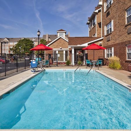 Towneplace Suites By Marriott Detroit Livonia Eksteriør bilde