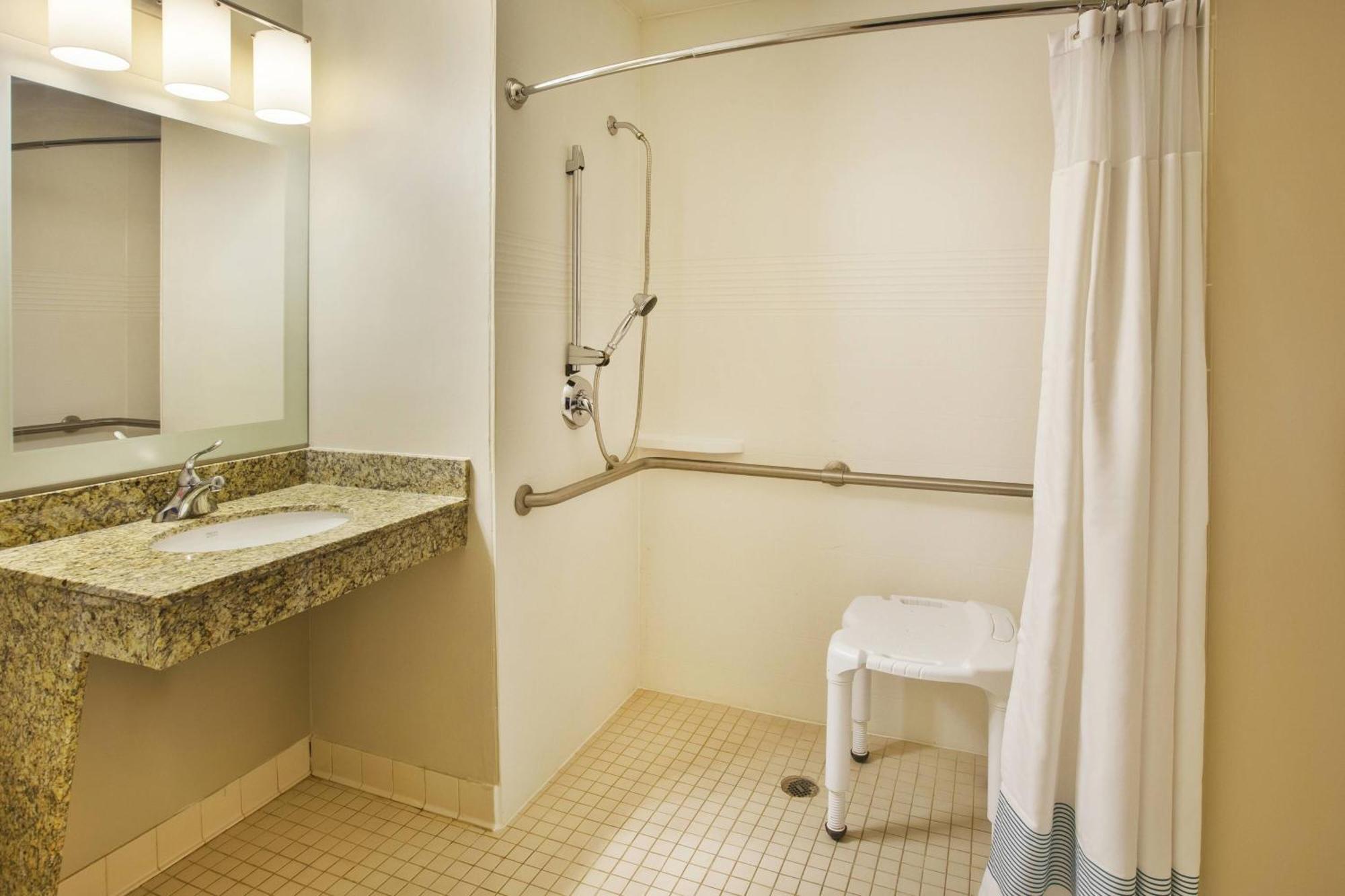 Towneplace Suites By Marriott Detroit Livonia Eksteriør bilde